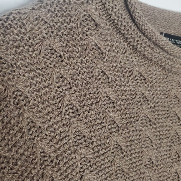 PARKHURST collectibles knit sweater - Picture 3 of 3